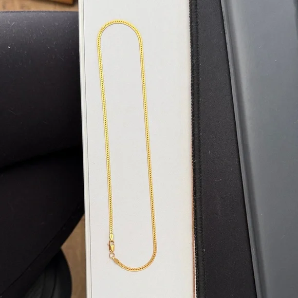 Gold Chain Herringbone Necklace - Picture 1 of 2